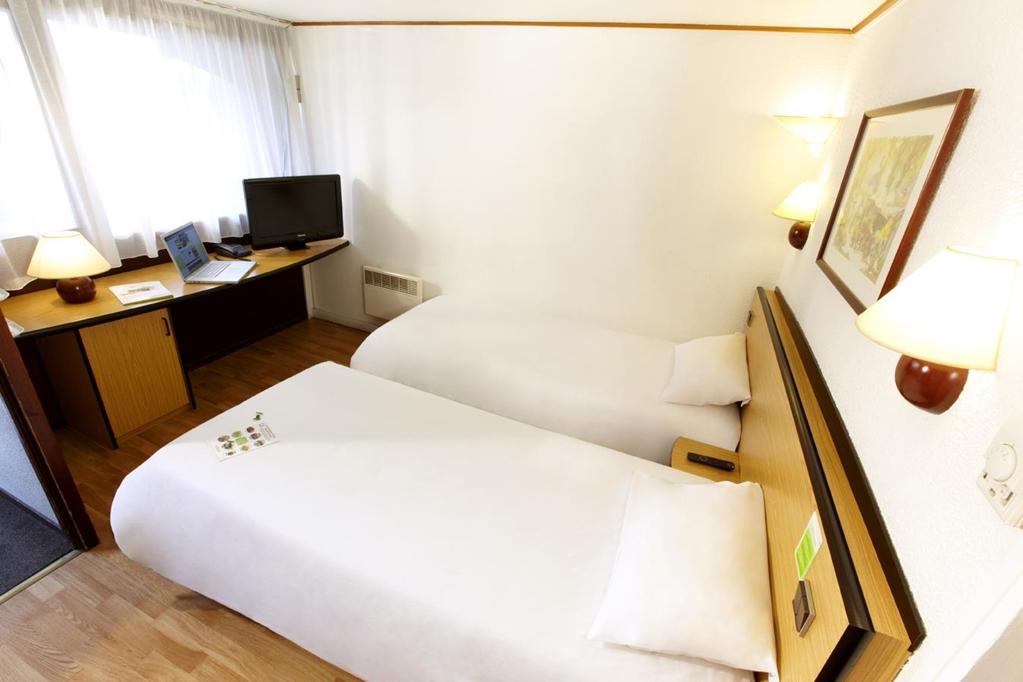 Hotel Campanile Manosque Pokoj fotografie